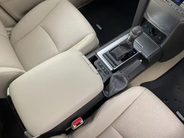 トヨタ ランドクルーザー プラド TX Lパッケージ マットブラED 新潟県 2023(令5)年 1.5万km ホワイトパールクリスタルシャイン 純正アルパインナビ/レーダークルーズコントロ―ル/ETC/バックカメラ/フルセグ/社外フロアマット/前席パワーシート/前席シートヒーター/前席エアシート/純正18インチAW夏タイヤ/純正LEDヘッドライト/フォグランプ