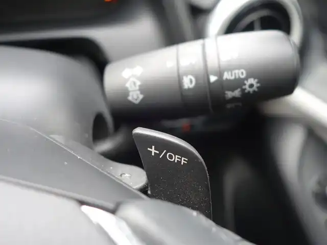 マツダ ＣＸ－３ 15S 100周年特別記念車 静岡県 2021(令3)年 4.1万km スノーフレイクホワイトパールマイカ ワンオーナー/禁煙車/純正SDナビ/　　CD/DVD/BT/SD/USB/AUX/フルセグTV/360度ビューモニター/　　　（フロント・サイド・バック・全方位）/ビルトインETC/前席シートヒーター/ステアリングリモコン/ステアリングヒーター/BOSEプレミアムサウンド/パドルシフト/運転席メモリー付きパワーシート/アドバンストスマートシティブレーキサポート/後退時スマートシティブレーキサポート/スマートシティブレーキサポート/全車速追従機能付レーダークルーズコントロール/パーキングセンサー（フロント/リア）/車線逸脱警報システム/ドライバーアテンションアラート/BSM/HUD/レザーシート/純正フロアマット/純正ドアバイザー/純正トノカバー/取扱説明書/保証書