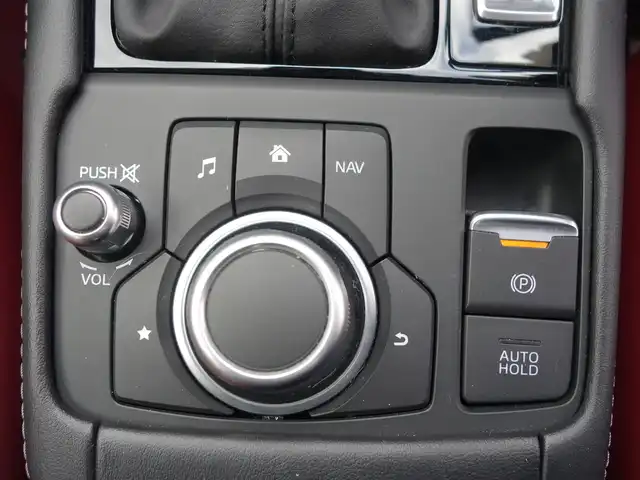 マツダ ＣＸ－３ 15S 100周年特別記念車 静岡県 2021(令3)年 4.1万km スノーフレイクホワイトパールマイカ ワンオーナー/禁煙車/純正SDナビ/　　CD/DVD/BT/SD/USB/AUX/フルセグTV/360度ビューモニター/　　　（フロント・サイド・バック・全方位）/ビルトインETC/前席シートヒーター/ステアリングリモコン/ステアリングヒーター/BOSEプレミアムサウンド/パドルシフト/運転席メモリー付きパワーシート/アドバンストスマートシティブレーキサポート/後退時スマートシティブレーキサポート/スマートシティブレーキサポート/全車速追従機能付レーダークルーズコントロール/パーキングセンサー（フロント/リア）/車線逸脱警報システム/ドライバーアテンションアラート/BSM/HUD/レザーシート/純正フロアマット/純正ドアバイザー/純正トノカバー/取扱説明書/保証書