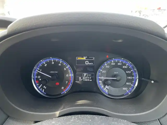 スバル レヴォーグ 1．6GT アイサイト Sスタイル 宮崎県 2015(平27)年 7.2万km クリスタルホワイトP 純正ナビ/（CN-LR700D）（DVD再生）（BT）（CD再生）/追跡機能付きクルーズコントロール/MT付きAT/（パドルシフト）/アイドリングストップ/パワーシート/コーナーセンサー/パワーウィンドウ/エアバックW/純正アルミホイール/純正LEDライト/パワーステアリング/ドライブレコーダー/（SUBARU　S19306）/プッシュスタート/電格ミラー/ABS/ETC