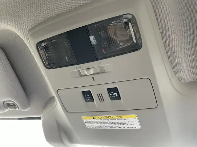 スバル レヴォーグ 1．6GT アイサイト Sスタイル 宮崎県 2015(平27)年 7.2万km クリスタルホワイトP 純正ナビ/（CN-LR700D）（DVD再生）（BT）（CD再生）/追跡機能付きクルーズコントロール/MT付きAT/（パドルシフト）/アイドリングストップ/パワーシート/コーナーセンサー/パワーウィンドウ/エアバックW/純正アルミホイール/純正LEDライト/パワーステアリング/ドライブレコーダー/（SUBARU　S19306）/プッシュスタート/電格ミラー/ABS/ETC