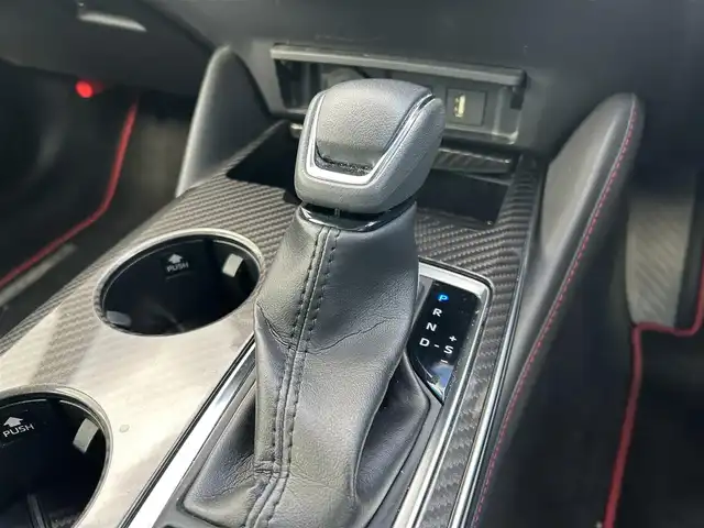 トヨタ クラウン ハイブリッド RS リミテッド 岡山県 2020(令2)年 13万km プレシャスブラックパール 登録時走行距離129301km/純正ナビ/フルセグTV(AM/FM/CD/DVD/Bluetooth)/バックカメラ/ビルトインETC/トヨタセーフティセンス/・ブラインドスポットモニター/・レーダークルーズコントロール/・オートマチックハイビーム/・プリクラッシュセーフティ/横滑り防止装置/オートブレーキホールド/D/N席パワーシート/D/N席シートヒーター/ステアリングヒーター/AC100V電源/ハーフレザーシート/純正フロアマット/18インチ純正AW