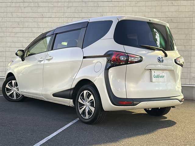トヨタ シエンタ ハイブリッド G クエロ 栃木県 2019(平31)年 4.8万km ホワイトパールクリスタルシャイン 純正SDナビ/・NSZT-W68T/・Bluetooth CD DVD/・TV ワンセグ/・バックカメラ/クルーズコントロール/スマートスペアアキー/純正ドライブレコーダー/ETC/両側パワースライドドア/ハーフレザーシート/シートヒーター/ステアリングヒーター/ウォークスルー/衝突被害軽減システム/コーナーセンサー/レーンキープアシスト/LEDヘッドライト/オートライト/取扱説明書