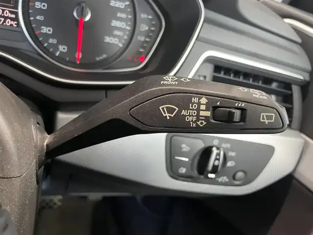 アウディ Ａ４ アバント 1.4TFSI 1stED 静岡県 2017(平29)年 3.9万km デイトナグレーパールエフェクト 限定230台/Slineエクステリアパッケージ/アウディプレセンス/バーチャルコックピット/純正ナビ/・Bluetooth/・バックカメラ/・フルセグテレビ/パークアシスト/アドバンスドキーシステム/運転席パワーシート/前席シートヒーター/純正ドライブレコーダー/ETC/電動リアゲート/純正17インチアルミホイール