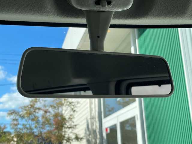 スズキ エブリイ PA 福岡県 2013(平25)年 6.5万km スペリアホワイト オーディオ/（AM/FM）/ワンオーナー/4WD/エアコン・パワーステアリング/スペアキー/フロアマット/両側スライドドア/Wエアバッグ/ドアバイザー/ヘッドライトレベライザー