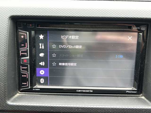 スズキ アルト ワークス 沖縄県 2017(平29)年 3.4万km スチールシルバーM ナビ/（ＡＭ／ＦＭ／ＣＤ／ＤＶＤ／ＢＴ）/ＵＳＢ入力端子　/スマートキー　/純正フロアマット　/横滑り機能　/純正１５インチアルミホイール　/プッシュスタート /オートライト /ベンチシート