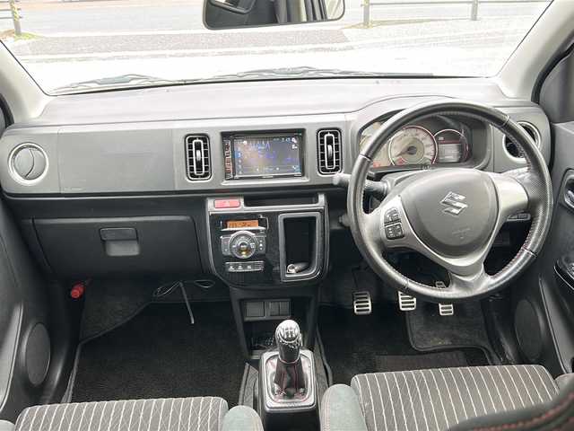 スズキ アルト ワークス 沖縄県 2017(平29)年 3.4万km スチールシルバーM ナビ/（ＡＭ／ＦＭ／ＣＤ／ＤＶＤ／ＢＴ）/ＵＳＢ入力端子　/スマートキー　/純正フロアマット　/横滑り機能　/純正１５インチアルミホイール　/プッシュスタート /オートライト /ベンチシート
