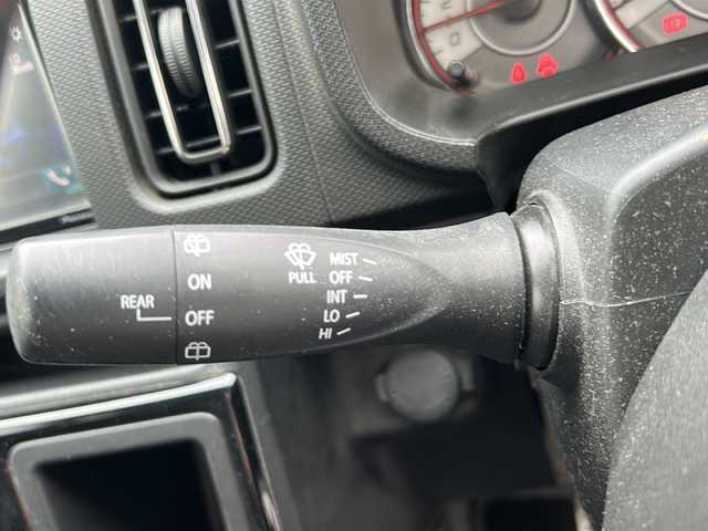 スズキ アルト ワークス 沖縄県 2017(平29)年 3.4万km スチールシルバーM ナビ/（ＡＭ／ＦＭ／ＣＤ／ＤＶＤ／ＢＴ）/ＵＳＢ入力端子　/スマートキー　/純正フロアマット　/横滑り機能　/純正１５インチアルミホイール　/プッシュスタート /オートライト /ベンチシート