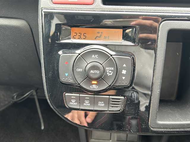 スズキ アルト ワークス 沖縄県 2017(平29)年 3.4万km スチールシルバーM ナビ/（ＡＭ／ＦＭ／ＣＤ／ＤＶＤ／ＢＴ）/ＵＳＢ入力端子　/スマートキー　/純正フロアマット　/横滑り機能　/純正１５インチアルミホイール　/プッシュスタート /オートライト /ベンチシート