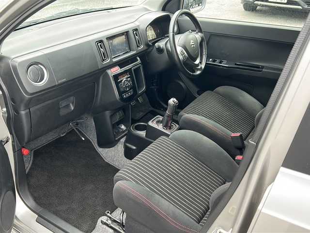 スズキ アルト ワークス 沖縄県 2017(平29)年 3.4万km スチールシルバーM ナビ/（ＡＭ／ＦＭ／ＣＤ／ＤＶＤ／ＢＴ）/ＵＳＢ入力端子　/スマートキー　/純正フロアマット　/横滑り機能　/純正１５インチアルミホイール　/プッシュスタート /オートライト /ベンチシート