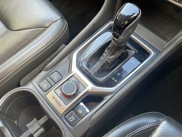 スバル フォレスター ハイブリッド アドバンス 東京都 2021(令3)年 6.6万km クリスタルホワイトP ワンオーナー/ドラレコ連動純正メモリナビ/フルセグ/バックカメラ/サイド/フロント/レーダークルーズコントロール/車線逸脱警報装置/ブラインドスポットモニター/ハンドルヒーター/デジタルインナーミラー/パドルシフト/全席シートヒーター/運転席メモリーシート/D/N席パワーシート/スマートキー×2