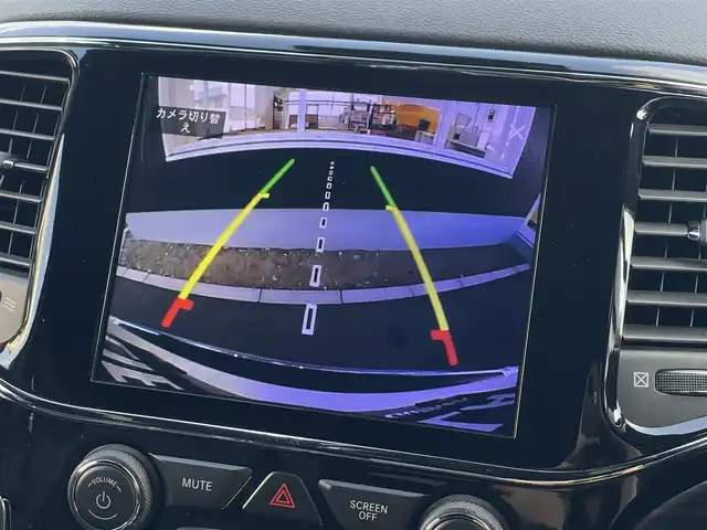 クライスラー・ジープ ジープ グランドチェロキー LTD 山梨県 2019(平31)年 6.5万km ブライトホワイト 後期　/黒革　/ＡＣＣ　/８．４ＵＣナビ　/Ｂカメラ　/フルセグＴＶ　/ＢＴ　/ＵＳＢ　/ステアリングＨ　/ＬＫＡ　/ＢＳＡ　/カープレイ　/ＨＩＤ　/Ａライト　/シートＨ　/ベンチＬ　/エアサス　/Ａブレーキアシスト　/保証書