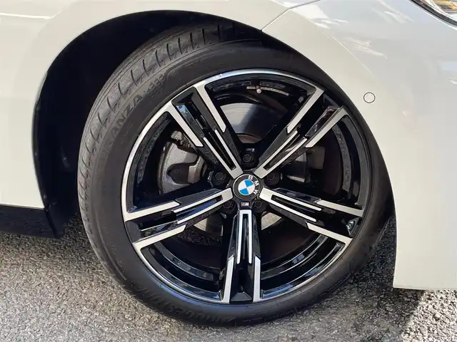 ＢＭＷ ＢＭＷ ２２０ｉ クーペ Mスポーツ 神奈川県 2023(令5)年 3.1万km アルピンホワイトⅢ 純正メモリーナビ/全方位カメラ/ミラーETC/純正前後ドライブレコーダー/AppleCarPlay/AndroidAuto/USB/BT/ハーフレザーシート/前席パワーシート/シートヒーター/純正18インチAW/LEDヘッドライト/HUD/レーダークルーズコントロール/PCS/LKA/BSM/コーナーセンサー/パーキングアシスト/後退アシスト/パドルシフト/プッシュスタート・スマートキー×2/R6/7年ディーラー整備記録/保証書・取説あり