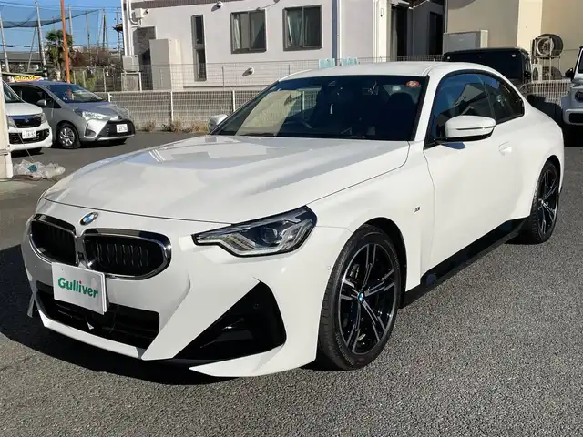 ＢＭＷ ＢＭＷ ２２０ｉ クーペ Mスポーツ 神奈川県 2023(令5)年 3.1万km アルピンホワイトⅢ 純正メモリーナビ/全方位カメラ/ミラーETC/純正前後ドライブレコーダー/AppleCarPlay/AndroidAuto/USB/BT/ハーフレザーシート/前席パワーシート/シートヒーター/純正18インチAW/LEDヘッドライト/HUD/レーダークルーズコントロール/PCS/LKA/BSM/コーナーセンサー/パーキングアシスト/後退アシスト/パドルシフト/プッシュスタート・スマートキー×2/R6/7年ディーラー整備記録/保証書・取説あり