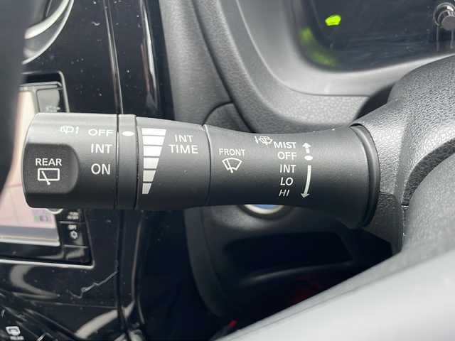 日産 ノート e－パワー X 道東・釧路十勝 2018(平30)年 1.3万km ブリリアントシルバー ナビ　MM318D-W/(AM/FM/CD/DVD/BT)/ETC/ステアリングスイッチ/夏タイヤ積込/純正15インチAW/社外フロアマット/ドアバイザー/コーナーセンサー　前後/レーンキープアシスト/オートライト/ABS/横滑り防止装置