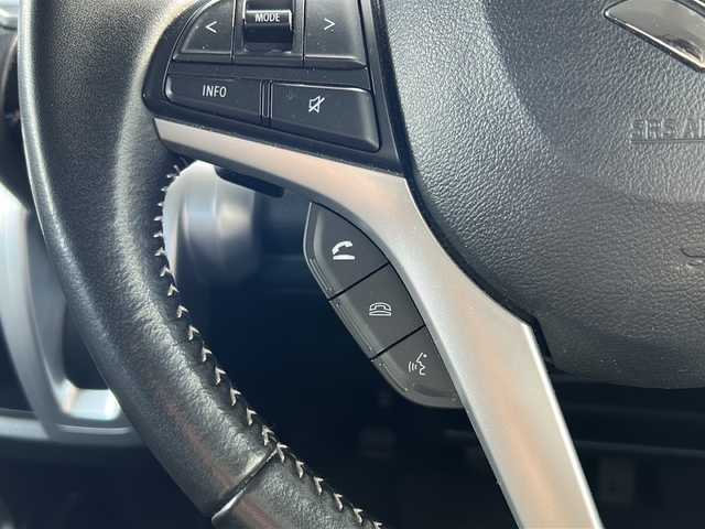 スズキ クロスビー HYBRID MZ 鳥取県 2020(令2)年 7.2万km タフカーキパールメタリック/ブラック2トーン ワンオーナー/ブラックインテリアパッケージ/ターボ・４WD/全方位カメラ/ハーフレザーシート/デュアルカメラサポート/社外9インチナビ/ダウンヒルアシスト/パドルシフト/プリクラッシュセーフティ/レーンデパーチャー/クリアランスソナー/レーダークルーズ/前席シートヒーター/オートエアコン/オートライト/LEDヘッドライト/LEDフォグライト/純正ゴムマット/保証書・取説