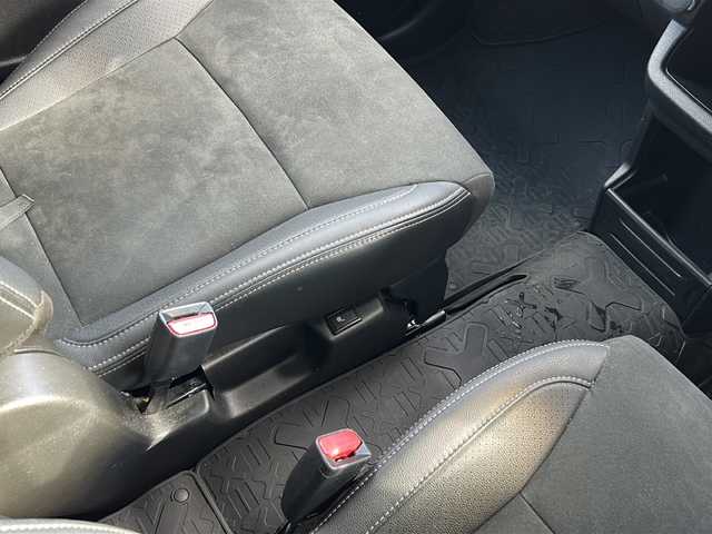 スズキ クロスビー HYBRID MZ 鳥取県 2020(令2)年 7.2万km タフカーキパールメタリック/ブラック2トーン ワンオーナー/ブラックインテリアパッケージ/ターボ・４WD/全方位カメラ/ハーフレザーシート/デュアルカメラサポート/社外9インチナビ/ダウンヒルアシスト/パドルシフト/プリクラッシュセーフティ/レーンデパーチャー/クリアランスソナー/レーダークルーズ/前席シートヒーター/オートエアコン/オートライト/LEDヘッドライト/LEDフォグライト/純正ゴムマット/保証書・取説