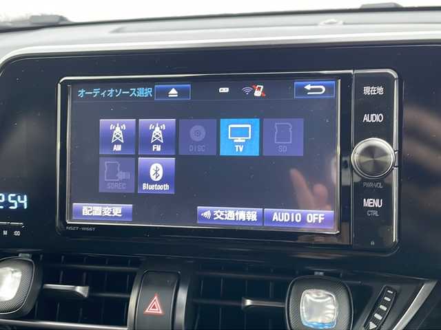 トヨタ Ｃ－ＨＲ S－T 道東・釧路十勝 2017(平29)年 9.2万km ホワイトパールクリスタルシャイン 4WD/純正メモリナビ　NSZT-W66T/　(AM/FM/CD/BT)/フルセグTV/バックカメラ/プリクラッシュセーフティ/レーンキープアシスト/オートハイビーム/レーダークルーズコントロール/前コーナーセンサー/社外ドライブレコーダー/純正AW夏タイヤセット(215/60R17)積込/トノカバー