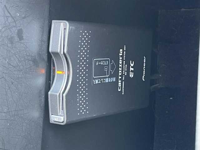 ホンダ シビック タイプR 滋賀県 2007(平19)年 19.7万km チャンピオンシップホワイト Panasonicナビ/(フルセグ/CD/DVD/ipod/FM/AM)/6MT/ETC/HIDライト/社外フォグ/運転席RECAROシート/TEINサスペンション/カーボンボンネット/dpRacing ステアリング/柿本改マフラー/BLITZエアクリーナー