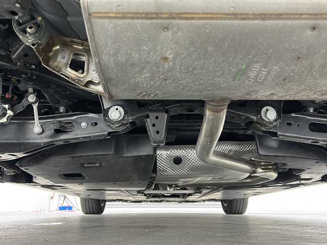 トヨタ プリウス A 三重県 2020(令2)年 2.3万km プレシャスホワイトパール 禁煙車/トヨタセーフティセンス/レーンキープアシスト/純正ナビ/CD/SD/ワンセグTV/バックカメラ/ヘッドアップディスプレイ/クリアランスソナー/レーダークルーズコントロール/ブラインドスポットモニター/パーキングアシスト/ビルトインETC/純正ドライブレコーダー/オートハイビーム