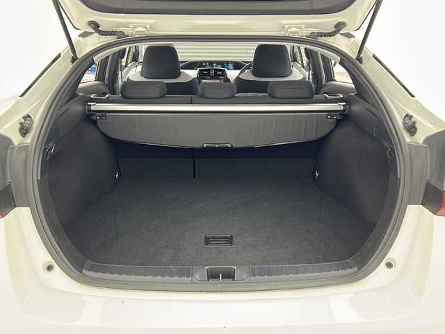 トヨタ プリウス A 三重県 2020(令2)年 2.3万km プレシャスホワイトパール 禁煙車/トヨタセーフティセンス/レーンキープアシスト/純正ナビ/CD/SD/ワンセグTV/バックカメラ/ヘッドアップディスプレイ/クリアランスソナー/レーダークルーズコントロール/ブラインドスポットモニター/パーキングアシスト/ビルトインETC/純正ドライブレコーダー/オートハイビーム