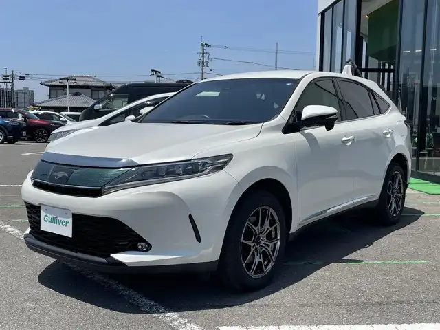 トヨタ ハリアー プレミアム 長崎県 2017(平29)年 3.4万km ホワイトパールクリスタルシャイン 純正メーカーナビ/パワーシート/ハーフレザーシート/トヨタセーフティセンス/ビルトインETC/バックカメラ/RAYS18インチアルミ/パワーバックドア/前後ドライブレコーダー/純正アルミ積み込み/LEDヘッドライト/オートライト/レーンキープアシスト/レーダークルーズコントロール/ステアリングスイッチ/アイドリングストップ