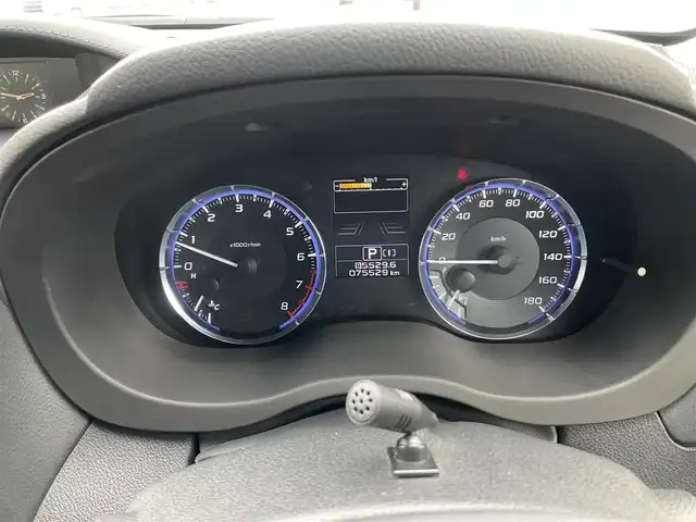 スバル レヴォーグ 2．0GT－S アイサイト 滋賀県 2017(平29)年 7.6万km クリスタルブラックシリカ ワンオーナー/車検8年1月まで/アイサイトvre3/クルーズコントロール/SRVD警報灯/アドバンスセイフティパッケージ/カロッツェリア7インチナビ/Bluetooth、CD、DVD、フルセグテレビ/バックカメラ、サイドカメラ/ETC/前後ドライブレコーダー/純正18インチアルミホイール/スペアキー有り/取扱説明書/保証書
