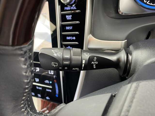 トヨタ ハリアー プレミアム アドバンスドP 鹿児島県 2014(平26)年 8.6万km スパークリングブラックパールクリスタルシャイン 純正ナビ　/（フルセグ/Bluetooth/CD/DVD/AM/FM/AUX）/サンルーフ　/JBLサウンド　/パノラミックビューモニター　/ビルドインETC　/シートヒーター　/パワーバックドア/置くだけ充電　/クルーズコントロール　/パワーシート　/オートマチックハイビーム　/ドアバイザー/純正アルミホイール/純正フロアマット/オートライト/パワーシート/パーキングアシスト