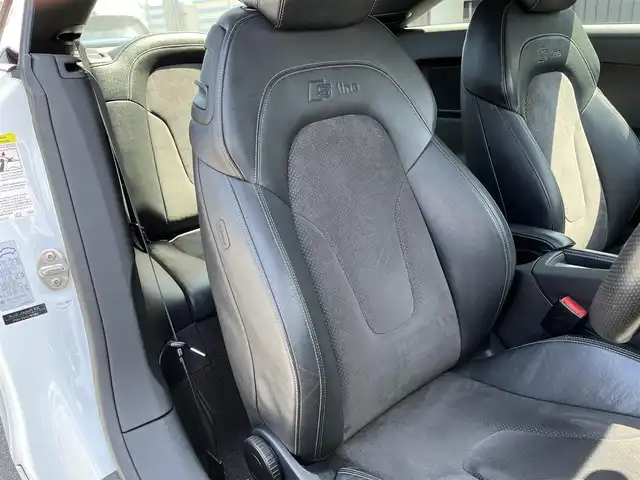 アウディ ＴＴクーペ 1．8 TFSI Sライン コンペティション 福島県 2014(平26)年 3.8万km グレイシアホワイトメタリック Sラインハーフレザーシート/専用ミラーカバー/専用19インチAW/専用リアスポイラー/純正ナビ/・CD/DVD/BT/フルセグTV/パドルシフト/ETC/オートヘッドライト /HIDヘッドライト/ステアリングスイッチ/リモコンキー/取扱説明書/保証書/スペアキー