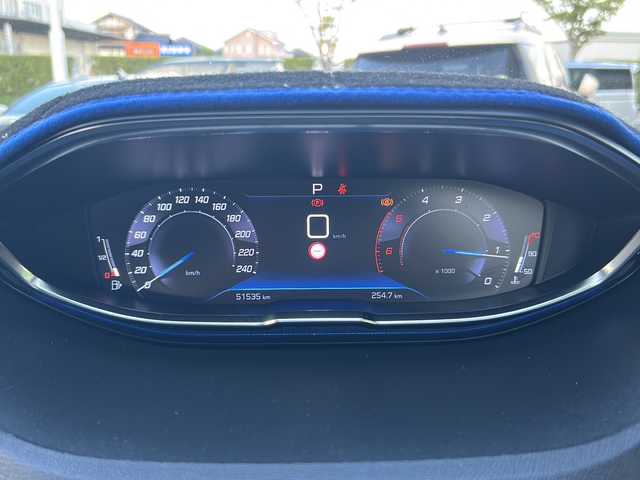 プジョー ３００８ GTライン ブルー HDi 佐賀県 2021(令3)年 5.2万km 青Ⅱ 純正ディスプレイオーディオ/USB/ワンオーナー/バックモニター/サンルーフ/追従機能付きクルーズコントロール/レーンキープアシスト/前後ドライブレコーダー/デジタルインナーミラー/ブラインドスポットモニター/前席シートヒーター/前席パワーシート/メモリシート/LEDオートライト／オートマチックハイビーム/オートエアコン/ルーフレール/パドルシフト/保証書/取扱説明書/点検記録簿(R3/R4)/スペアキー