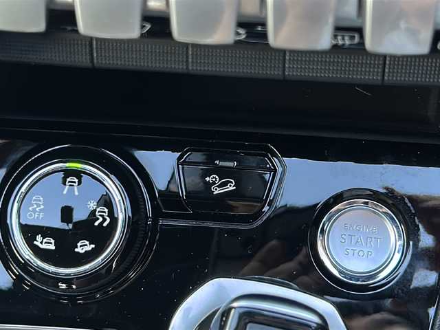 プジョー ３００８ GTライン ブルー HDi 佐賀県 2021(令3)年 5.2万km 青Ⅱ 純正ディスプレイオーディオ/USB/ワンオーナー/バックモニター/サンルーフ/追従機能付きクルーズコントロール/レーンキープアシスト/前後ドライブレコーダー/デジタルインナーミラー/ブラインドスポットモニター/前席シートヒーター/前席パワーシート/メモリシート/LEDオートライト／オートマチックハイビーム/オートエアコン/ルーフレール/パドルシフト/保証書/取扱説明書/点検記録簿(R3/R4)/スペアキー