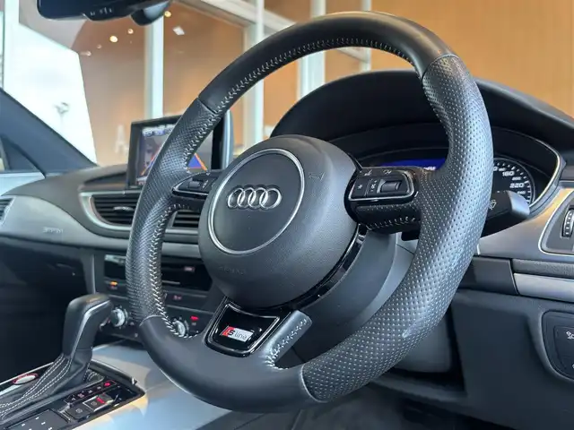 アウディ Ａ７ SB 2.0 TFSI クワトロ S LINE P 宮城県 2016(平28)年 6万km 白 アシスタンスパッケージ/BOSEサウンドシステム/MMIナビゲーションシステム/フルセグTV/バックカメラ/マトリクスLEDヘッドライト/オートライト/ブラックレザーシート/シートヒーター/パワーシート/純正19インチAW/アドバンストキー/パワーバックドア/ドライブレコーダー/ETC車載器