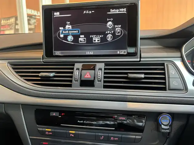 アウディ Ａ７ SB 2.0 TFSI クワトロ S LINE P 宮城県 2016(平28)年 6万km 白 アシスタンスパッケージ/BOSEサウンドシステム/MMIナビゲーションシステム/フルセグTV/バックカメラ/マトリクスLEDヘッドライト/オートライト/ブラックレザーシート/シートヒーター/パワーシート/純正19インチAW/アドバンストキー/パワーバックドア/ドライブレコーダー/ETC車載器