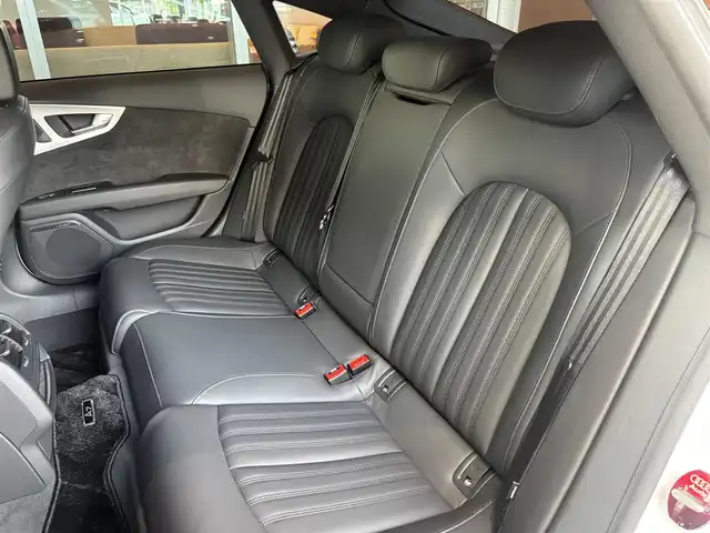 アウディ Ａ７ SB 2.0 TFSI クワトロ S LINE P 宮城県 2016(平28)年 6万km 白 アシスタンスパッケージ/BOSEサウンドシステム/MMIナビゲーションシステム/フルセグTV/バックカメラ/マトリクスLEDヘッドライト/オートライト/ブラックレザーシート/シートヒーター/パワーシート/純正19インチAW/アドバンストキー/パワーバックドア/ドライブレコーダー/ETC車載器