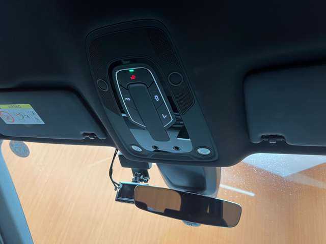アウディ Ｑ５ 40TDIクワトロ スポーツ 千葉県 2019(平31)年 4.8万km グレイシアホワイトメタリック マトリクスＬＥＤ　/純正ナビ　/３６０°カメラ　/ＡＣＣ　/ハーフレザーシート　/シートヒーター　/パワーシート　/ハイビームアシスト　/電動リアゲート　/パーキングアシスト　/ダウンヒルアシスト　/純正１９インチＡＷ