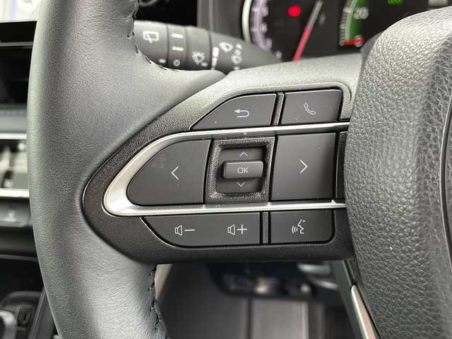 トヨタ ヴォクシー S－Z 岐阜県 2023(令5)年 1.6万km アティチュードブラックマイカ 登録時15761km/ディスプレイオーディオ/ETC2.0/ステアリングヒーター/ドライブレコーダー/クルーズコントロール/コーナーセンサー/バックモニター/フルセグテレビ/後席モニター/プッシュスタート/スマートキー/スペアキー/ワンオーナー