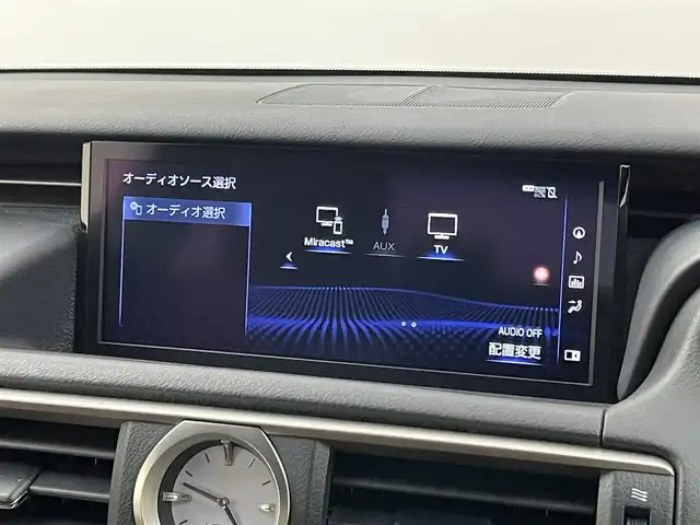 レクサス ＲＣ 300h Fスポーツ 埼玉県 2018(平30)年 2.4万km ラディアントレッドコントラストレイヤリング 純正ナビ　バックカメラ　ＢＳＭ　赤レザーシート　セーフティセンス　ビルトインＥＴＣ２．０　ドライブレコーダー　レーダークルーズ　メモリシート　ステアリングヒーター　シートヒーター　ベンチレーション