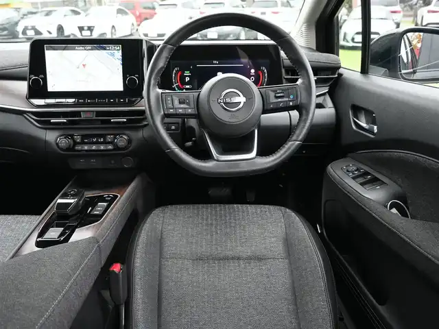 日産 オーラ G 千葉県 2021(令3)年 4.5万km 黒 エマージェンシーブレーキ/プロパイロット/インテリジェントクルーズコントロール/インテリジェントルームミラー/ハーフレザーシート/前席シートヒーター/BOSEサウンド/純正コネクトナビ/地デジTV/【Bluetooth接続】/アラウンドビューモニター/革巻きステアリング/ステアリングヒーター/ステアリングスイッチ/ETC（2.0）/LEDヘッドライト/フォグライト/ウインカーミラー/コーナーセンサー/純正17インチアルミホイル/サイド/カーテンエアバッグ/インテリジェントキー