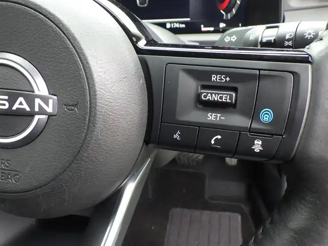 日産 オーラ G 千葉県 2021(令3)年 4.5万km 黒 エマージェンシーブレーキ/プロパイロット/インテリジェントクルーズコントロール/インテリジェントルームミラー/ハーフレザーシート/前席シートヒーター/BOSEサウンド/純正コネクトナビ/地デジTV/【Bluetooth接続】/アラウンドビューモニター/革巻きステアリング/ステアリングヒーター/ステアリングスイッチ/ETC（2.0）/LEDヘッドライト/フォグライト/ウインカーミラー/コーナーセンサー/純正17インチアルミホイル/サイド/カーテンエアバッグ/インテリジェントキー