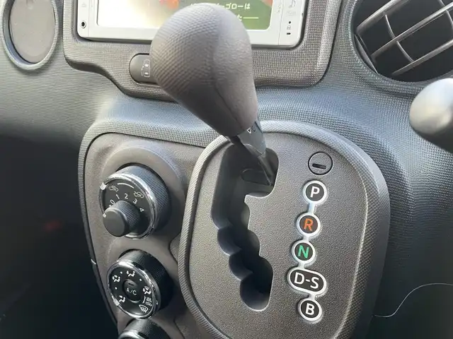 トヨタ スペイド Y 千葉県 2013(平25)年 7.3万km ホワイトパールクリスタルシャイン モデリスタエアロ(F/S/R)/純正SDナビ【NSCP-W62】/バックカメラ/左側パワースライドドア/キーレスキー/純正キセノンヘッドライト/フォグランプ/社外ドライブレコーダー/ETC/ドアバイザー/社外15インチアルミホイール/新車時保証書＆取扱説明書