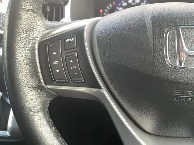 ホンダ ステップワゴン スパーダ Z 千葉県 2014(平26)年 7.6万km ホワイトオーキッドパール Gatherｓナビ/　・フルセグTV/CD/DVD/Blue Tooth/バックカメラ/両側パワスラドア/ビルトインETC/クルーズコントロール/純正フロアマット/純正16AW/パドルシフト/フォグライト/ドアバイザー/ウィンカーミラー/取説/保証書/スペアキー