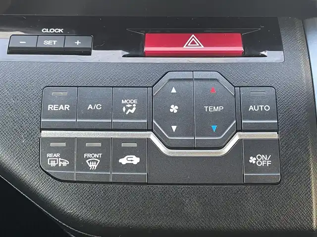 ホンダ ステップワゴン スパーダ Z 千葉県 2014(平26)年 7.6万km ホワイトオーキッドパール Gatherｓナビ/　・フルセグTV/CD/DVD/Blue Tooth/バックカメラ/両側パワスラドア/ビルトインETC/クルーズコントロール/純正フロアマット/純正16AW/パドルシフト/フォグライト/ドアバイザー/ウィンカーミラー/取説/保証書/スペアキー