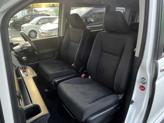 ホンダ ステップワゴン スパーダ Z 千葉県 2014(平26)年 7.6万km ホワイトオーキッドパール Gatherｓナビ/　・フルセグTV/CD/DVD/Blue Tooth/バックカメラ/両側パワスラドア/ビルトインETC/クルーズコントロール/純正フロアマット/純正16AW/パドルシフト/フォグライト/ドアバイザー/ウィンカーミラー/取説/保証書/スペアキー