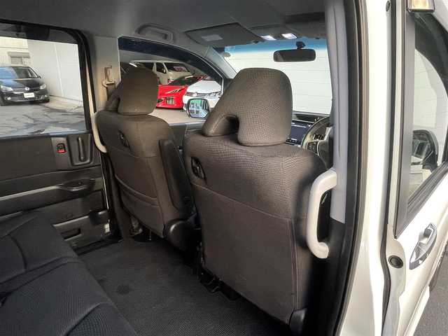 ホンダ ステップワゴン スパーダ Z 千葉県 2014(平26)年 7.6万km ホワイトオーキッドパール Gatherｓナビ/　・フルセグTV/CD/DVD/Blue Tooth/バックカメラ/両側パワスラドア/ビルトインETC/クルーズコントロール/純正フロアマット/純正16AW/パドルシフト/フォグライト/ドアバイザー/ウィンカーミラー/取説/保証書/スペアキー