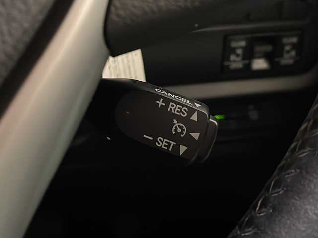 トヨタ エスクァイア Gi 新潟県 2015(平27)年 6.2万km スパークリングブラックパールクリスタルシャイン 4WD/純正9インチSDナビ(NSZT-Y64T)/CD/DVD/BT/フルセグテレビ/フロント/バックカメラ/ETC/フリップダウンモニター/ドライブレコーダー/クルーズコントロール/両側パワースライドドア/革シート/シートヒーター /ステアリングスイッチ/スマートキー/プッシュスタート/LEDヘッドライト/オートライト/オートハイビーム/フォグランプ/純正15インチアルミホイール