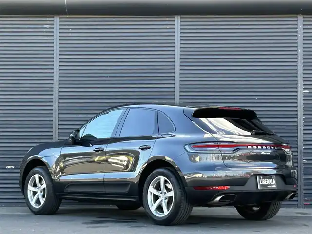 ポルシェ マカン 茨城県 2019(令1)年 5万km ヴァルカノグレーメタリック 後期型 /ワンオ-ナ- /360度カメラ /衝突軽減B /ACC /LKA /BSM /ベ-ジュ革シ-ト /シ-トヒ-タ- /パワーシート /パワーテールゲート /純正ナビ /BT/USB /ポルシェコネクト /LEDヘッドライト /純正18インチAW /ETC2.0 /前後ドラレコ /禁煙車