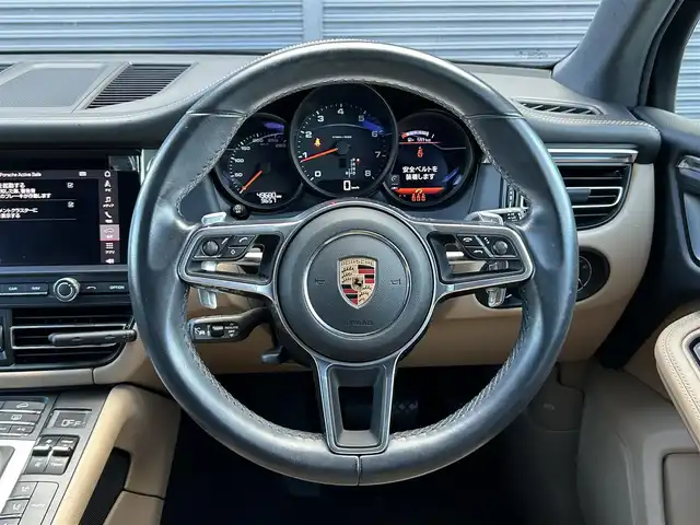 ポルシェ マカン 茨城県 2019(令1)年 5万km ヴァルカノグレーメタリック 後期型 /ワンオ-ナ- /360度カメラ /衝突軽減B /ACC /LKA /BSM /ベ-ジュ革シ-ト /シ-トヒ-タ- /パワーシート /パワーテールゲート /純正ナビ /BT/USB /ポルシェコネクト /LEDヘッドライト /純正18インチAW /ETC2.0 /前後ドラレコ /禁煙車