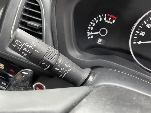 ホンダ ヴェゼル S 三重県 2014(平26)年 14万km ホワイトオーキッドパール 登録時139966km/禁煙車/ハーフレザーシート/純正ナビ/（AM/FM/TV/Bluetooth/CD/DVD）/ワンセグＴＶ/バックカメラ/ＥＴＣ/クルーズコントロール/ステアリングスイッチ/パドルシフト/アイドリングストップ/前後ドラレコ/純正フロアマット/スペアキー/オートライト