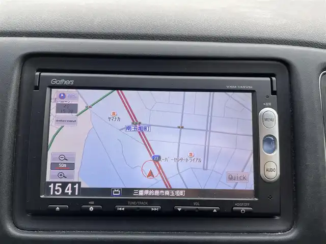 ホンダ ヴェゼル S 三重県 2014(平26)年 14万km ホワイトオーキッドパール 登録時139966km/禁煙車/ハーフレザーシート/純正ナビ/（AM/FM/TV/Bluetooth/CD/DVD）/ワンセグＴＶ/バックカメラ/ＥＴＣ/クルーズコントロール/ステアリングスイッチ/パドルシフト/アイドリングストップ/前後ドラレコ/純正フロアマット/スペアキー/オートライト