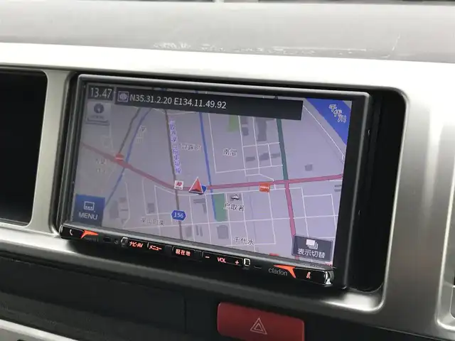 トヨタ ハイエース GL 鳥取県 2018(平30)年 7.6万km ホワイトパールクリスタルシャイン 社外ナビ/CD/BT/バックカメラ/ETC・ドライブレコーダー/トヨタセーフティセンス/レーンキープアシスト/片側パワースライドドア/クリアランスソナー/レザー調シートカバー/ＭＴモード付/ハロゲンヘットライト/フォグライト/オートマチックハイビーム/社外16インチアルミホイール/ＹＯＫＯＨＡＭＡタイヤ（ホワイトレター）/リモコンキー/フロアマット/サマータイヤ積込/（タイヤ溝6部山）